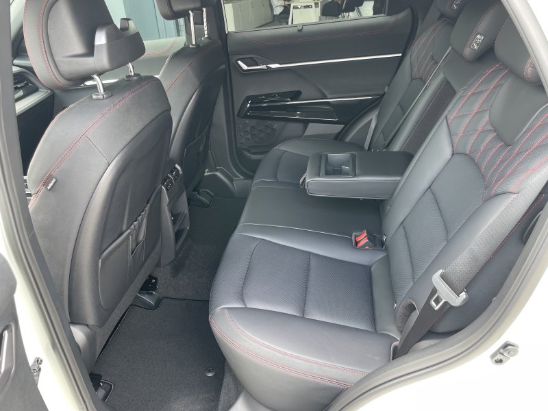 KGM Actyon Premium AT / FWD / WAA