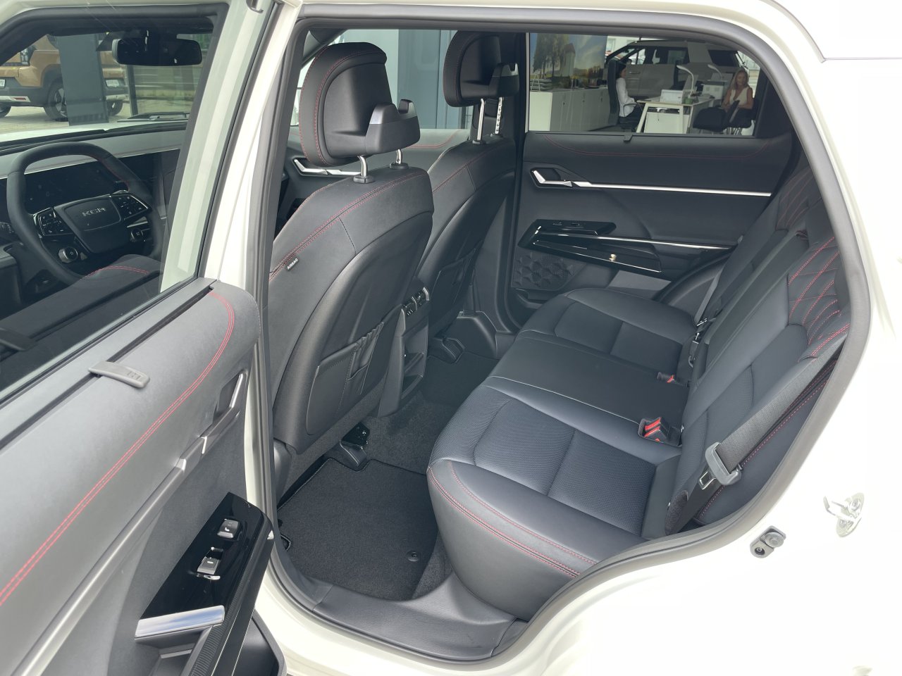 KGM Actyon Premium AT / FWD / WAA