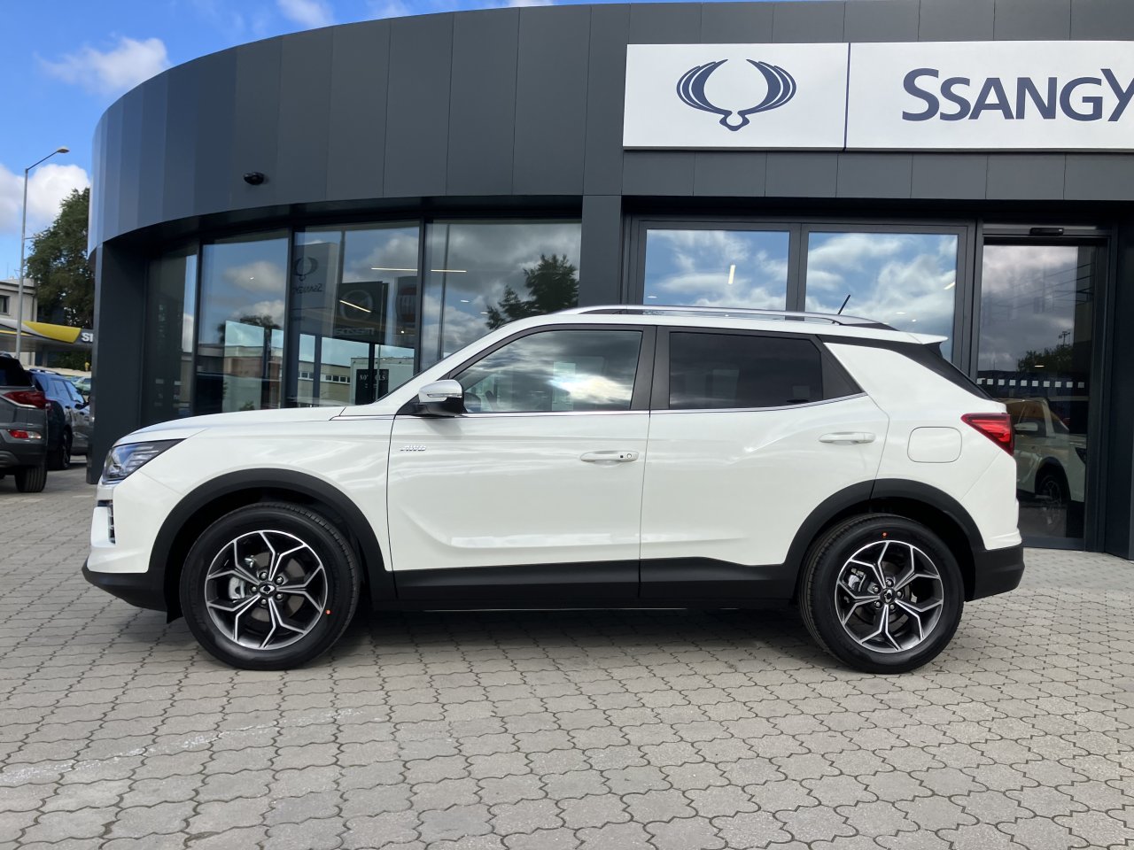 KGM Korando Style+ AT / FWD / WAA / TECH