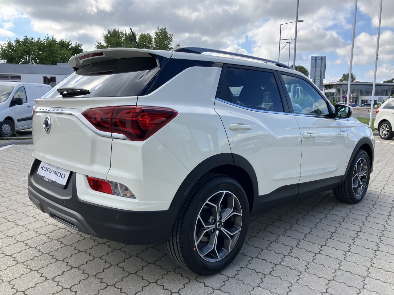 KGM Korando Style+ AT / FWD / WAA / TECH