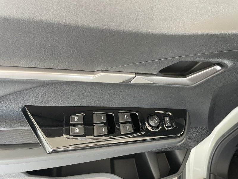 KGM Torres HEV Style AT / FWD / WAA