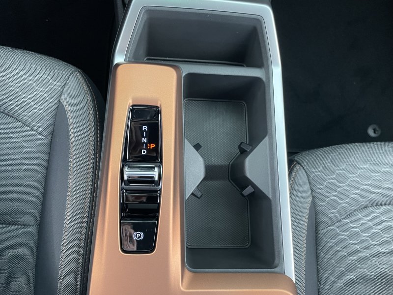 KGM Torres HEV Style AT / FWD / WAA