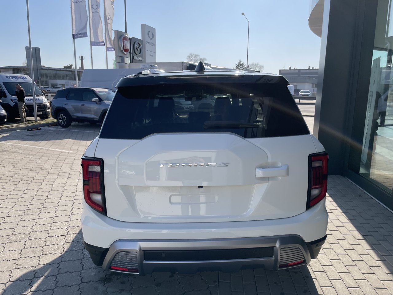 KGM Torres HEV Style AT / FWD / 2WAA / E16 / SCU