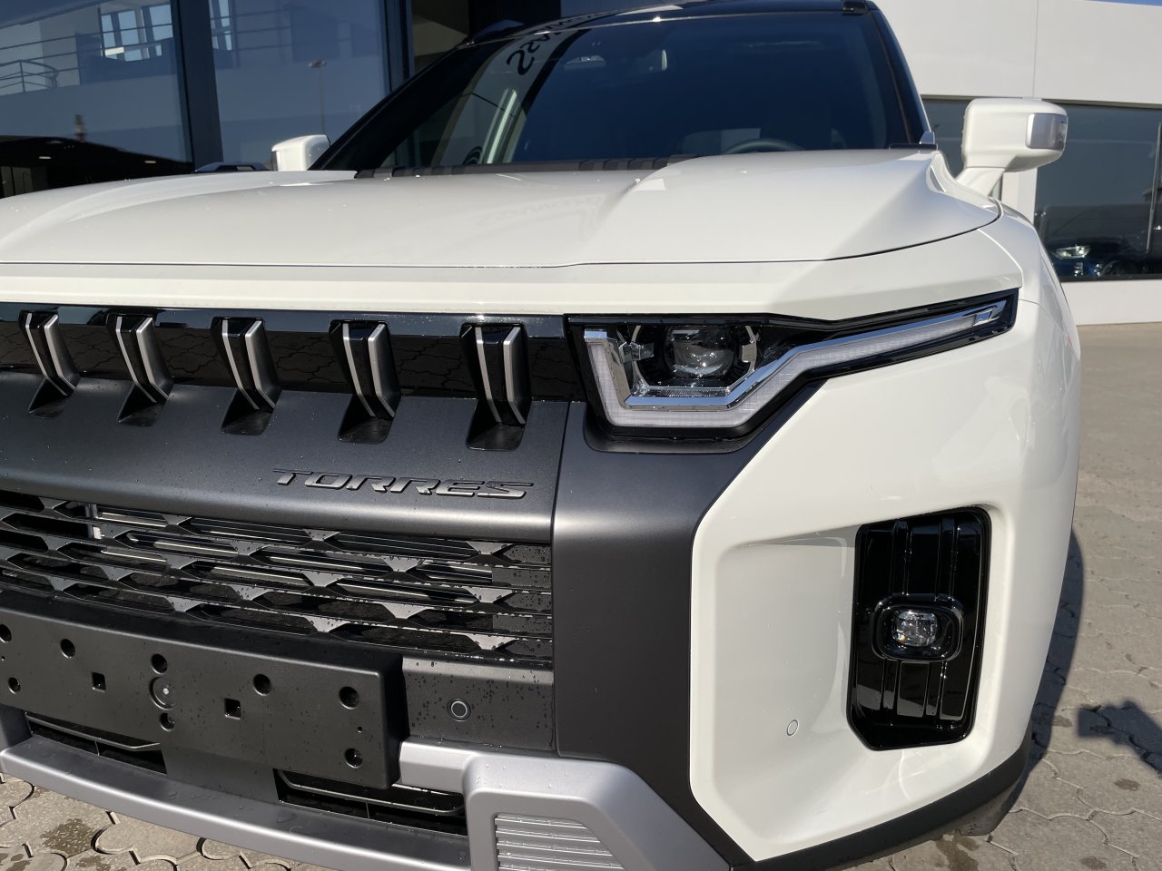 KGM Torres HEV Style AT / FWD / 2WAA / E16 / SCU