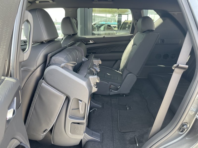 KGM Rexton Premium+ AT / AWD / LAK / BLACK