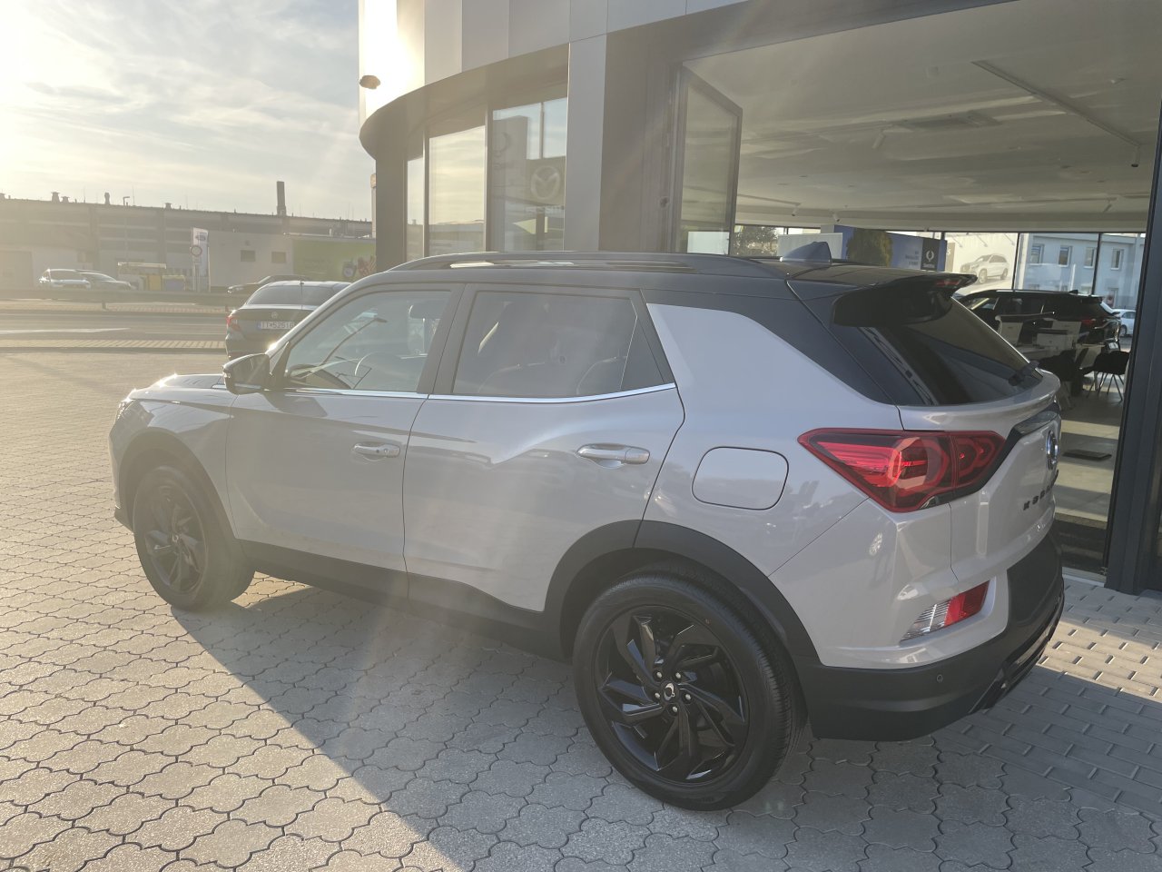 KGM Korando Style+ AT / AWD / AT / EBL / BLACK / TECH