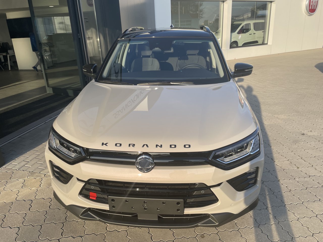 KGM Korando Style+ AT / AWD / AT / EBL / BLACK / TECH