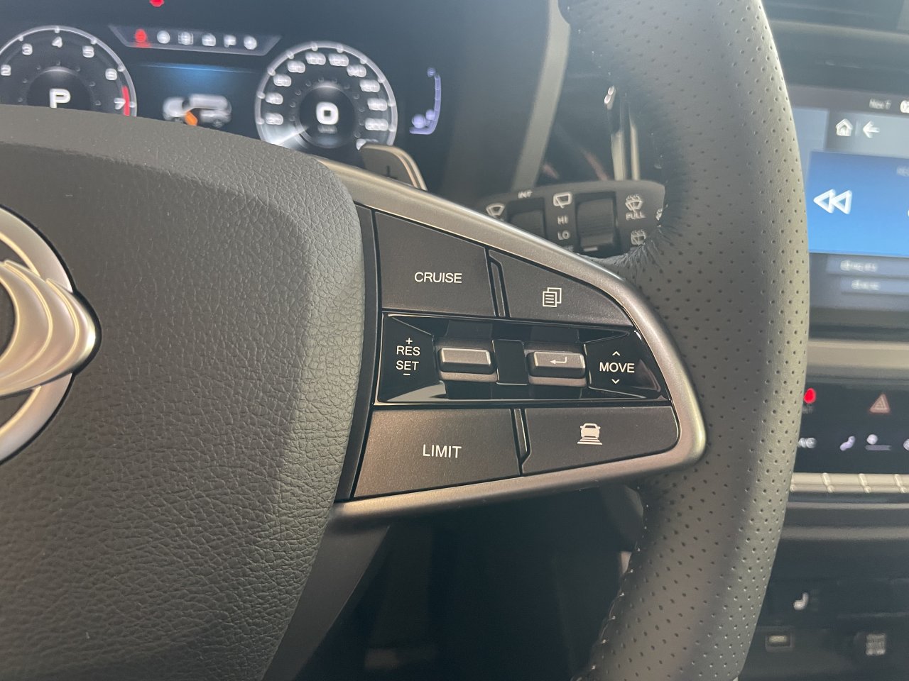 KGM Korando Style+ AT / AWD / AT / EBL / BLACK / TECH