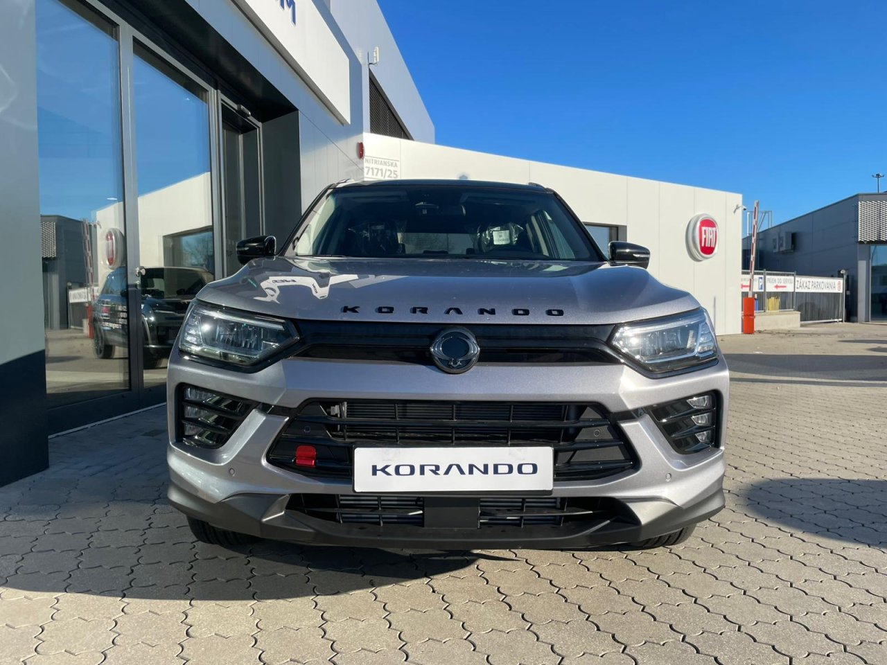 KGM Korando Style+ AT / FWD / AT / ADE / BLACK / TECH