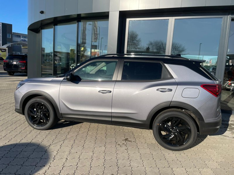 KGM Korando Style+ AT / FWD / AT / ADE / BLACK / TECH