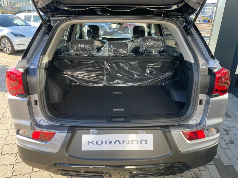 KGM Korando Style+ AT / FWD / AT / ADE / BLACK / TECH