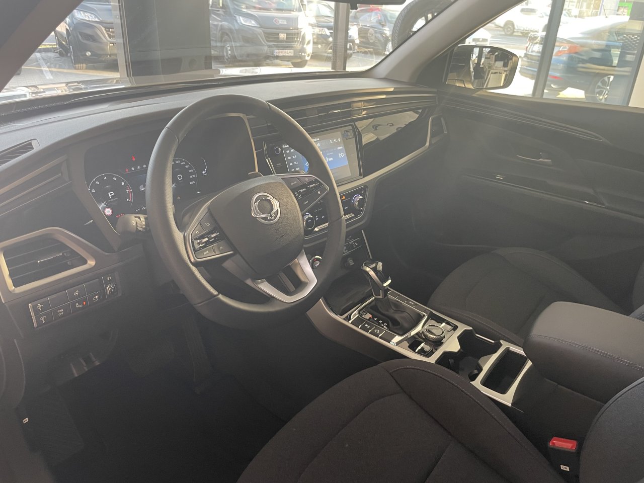 KGM Korando Style+ AT / FWD / AT / ADE / BLACK / TECH