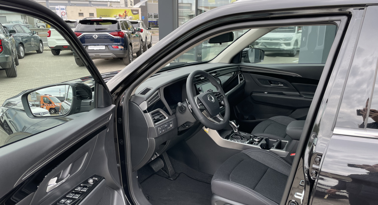 KGM Korando Style+ AT / FWD / LAK