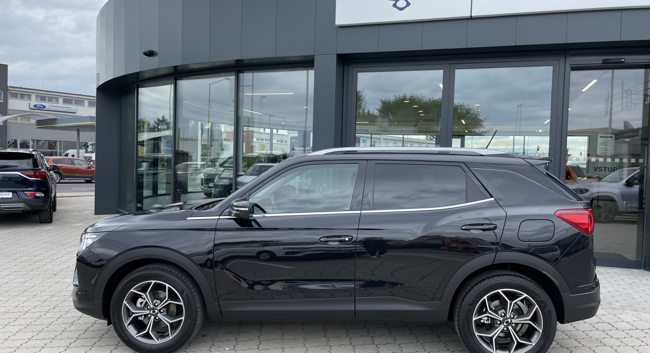 KGM Korando Style+ AT / FWD / LAK