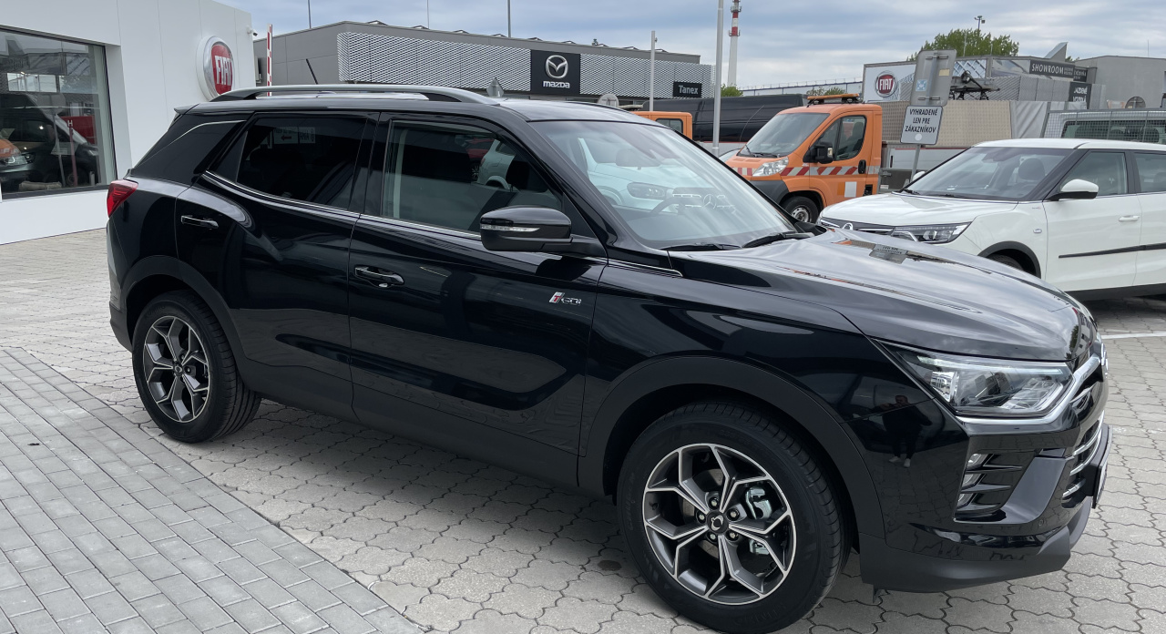 KGM Korando Style+ AT / FWD / LAK