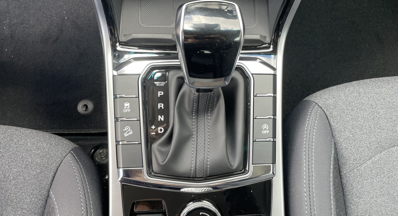 KGM Korando Style+ AT / FWD / LAK