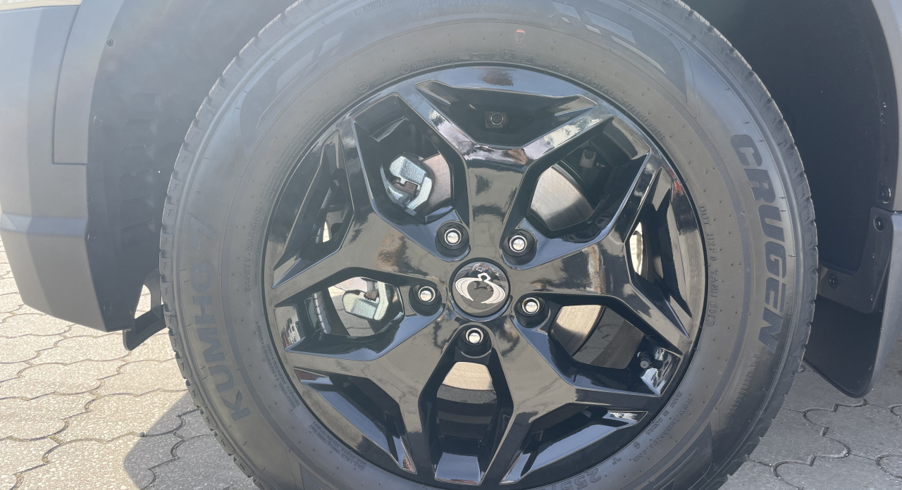 KGM Musso Grand Premium AT / AWD / EBK