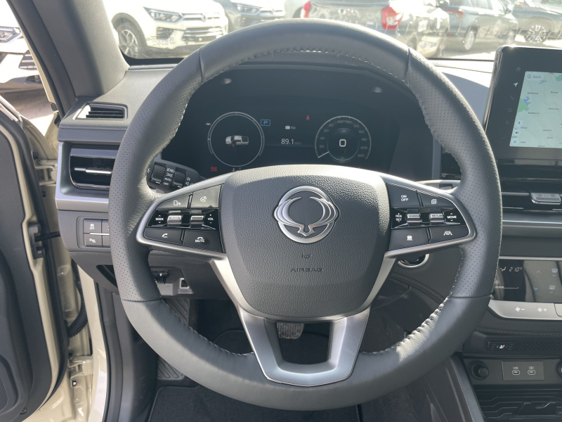 KGM Musso Grand Premium AT / AWD / EBK