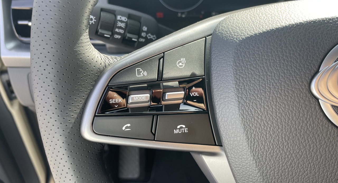 KGM Musso Grand Premium AT / AWD / EBK