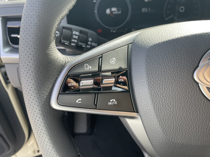 KGM Musso Grand Premium AT / AWD / EBK