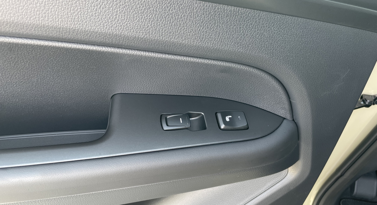 KGM Musso Grand Premium AT / AWD / EBK