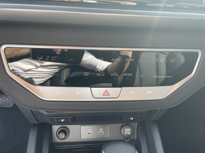 KGM Musso Grand Premium AT / AWD / EBK