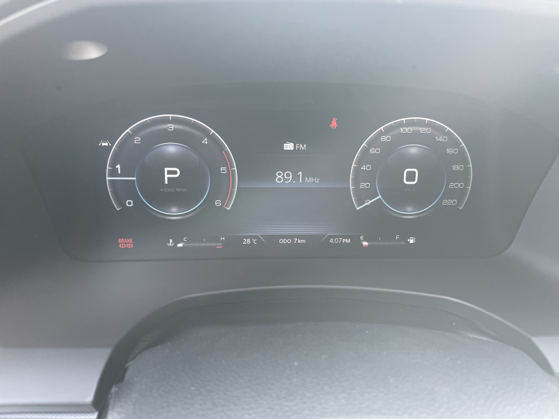 KGM Musso Grand Premium AT / AWD / EBK