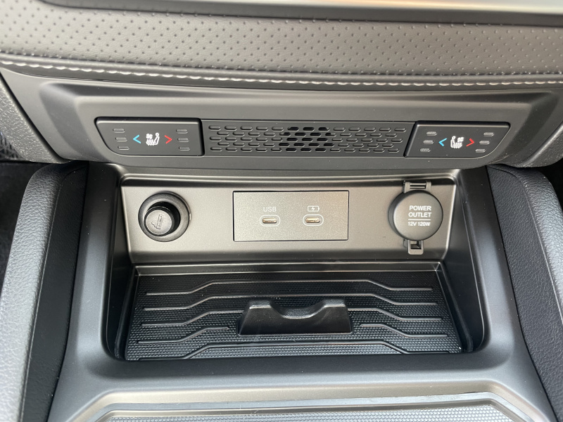 KGM Musso Grand Premium AT / AWD / EBK